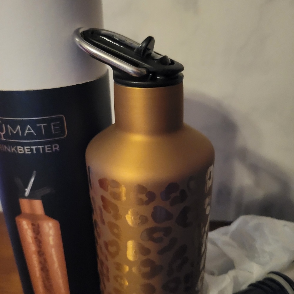 BNIB Brumate Rehydration Gold Leopard Water Bottle - Picture 3 of 3